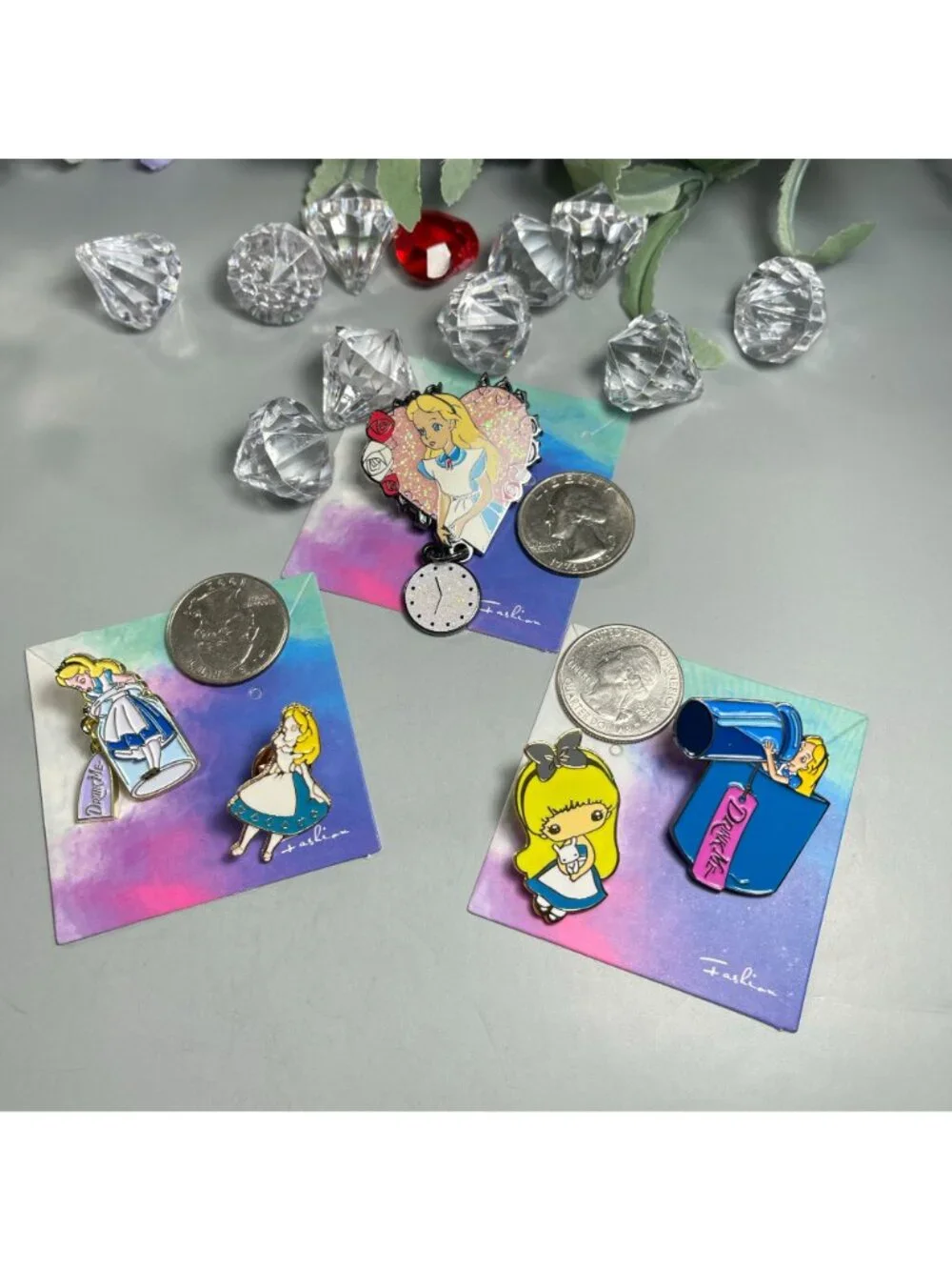 Alice Wonderland Lapel Drink Me Bottle Dangling Badge Pin Brooch Accessories